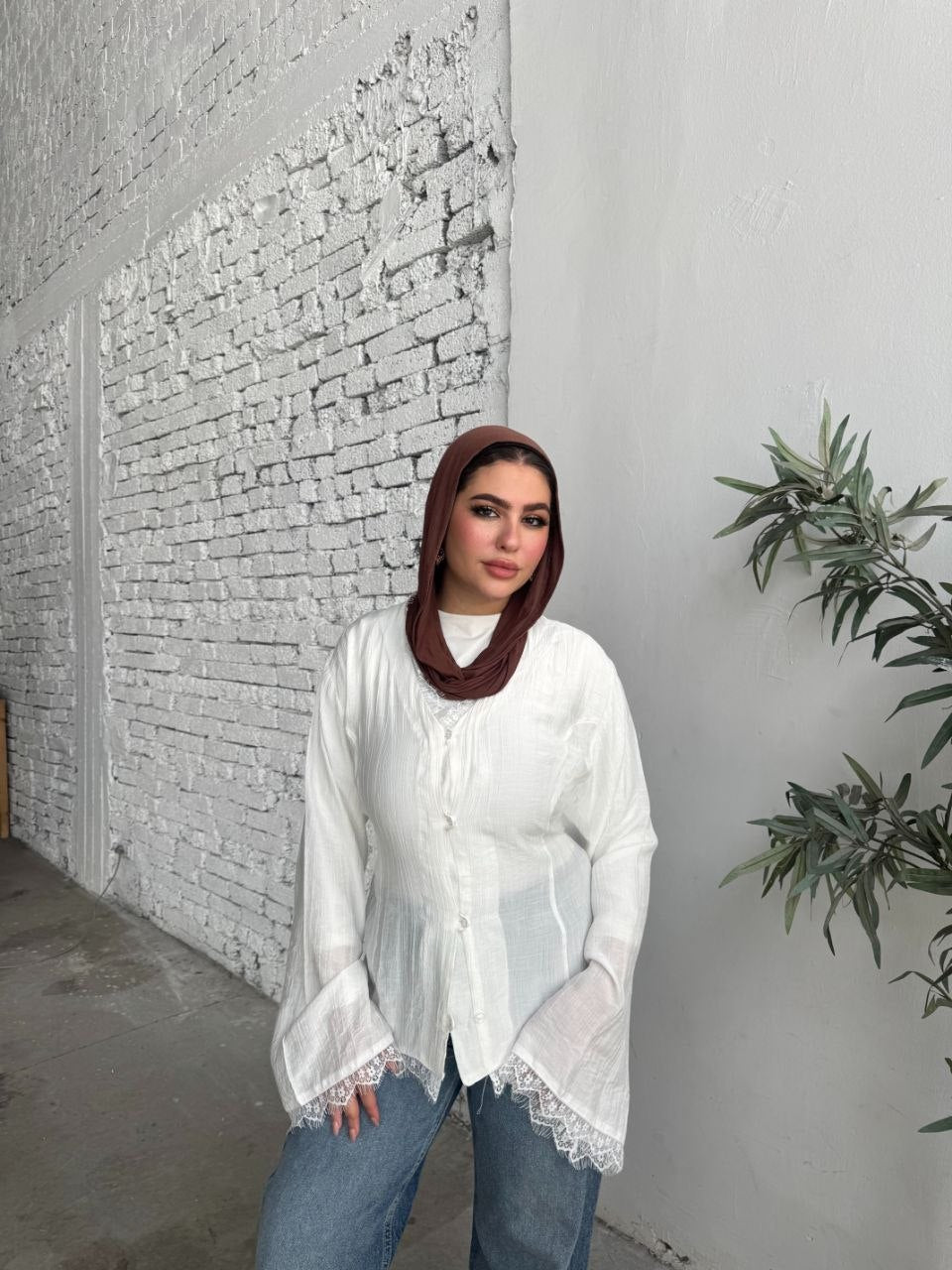 Lace Trim Linen Blouse