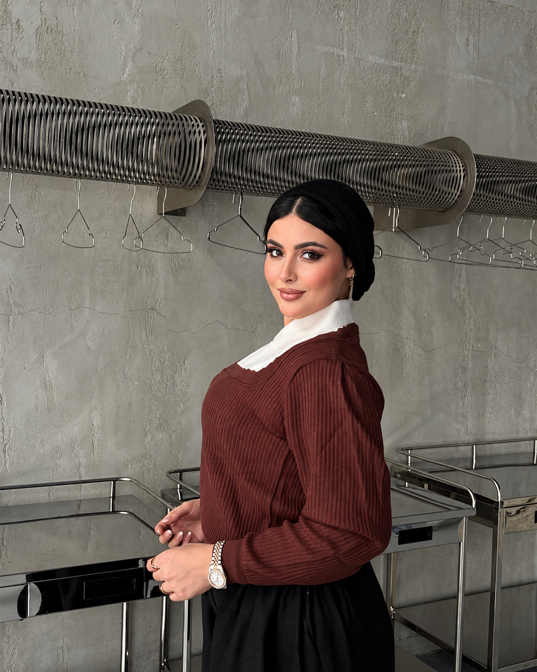 Contrast Collar Ribbed Knit Sweater