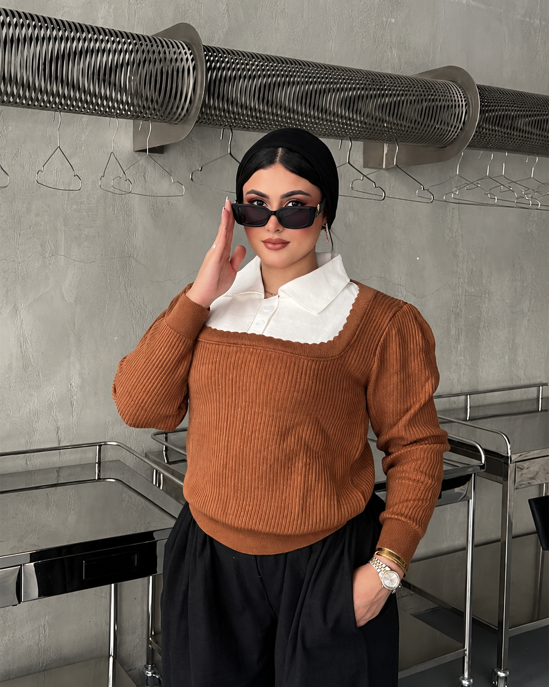 Contrast Collar Ribbed Knit Sweater