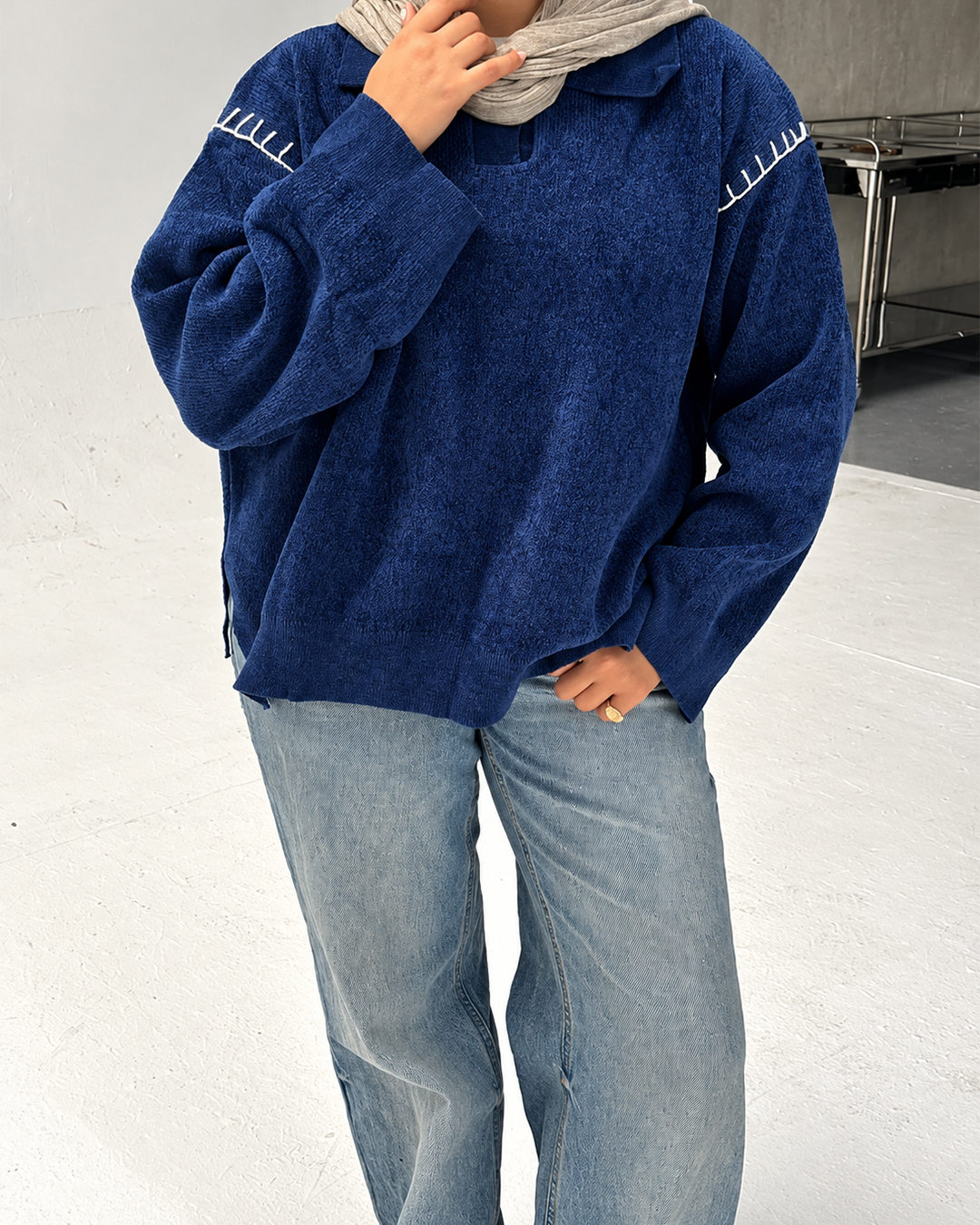 Contrast Stitch Polo Knit Sweater