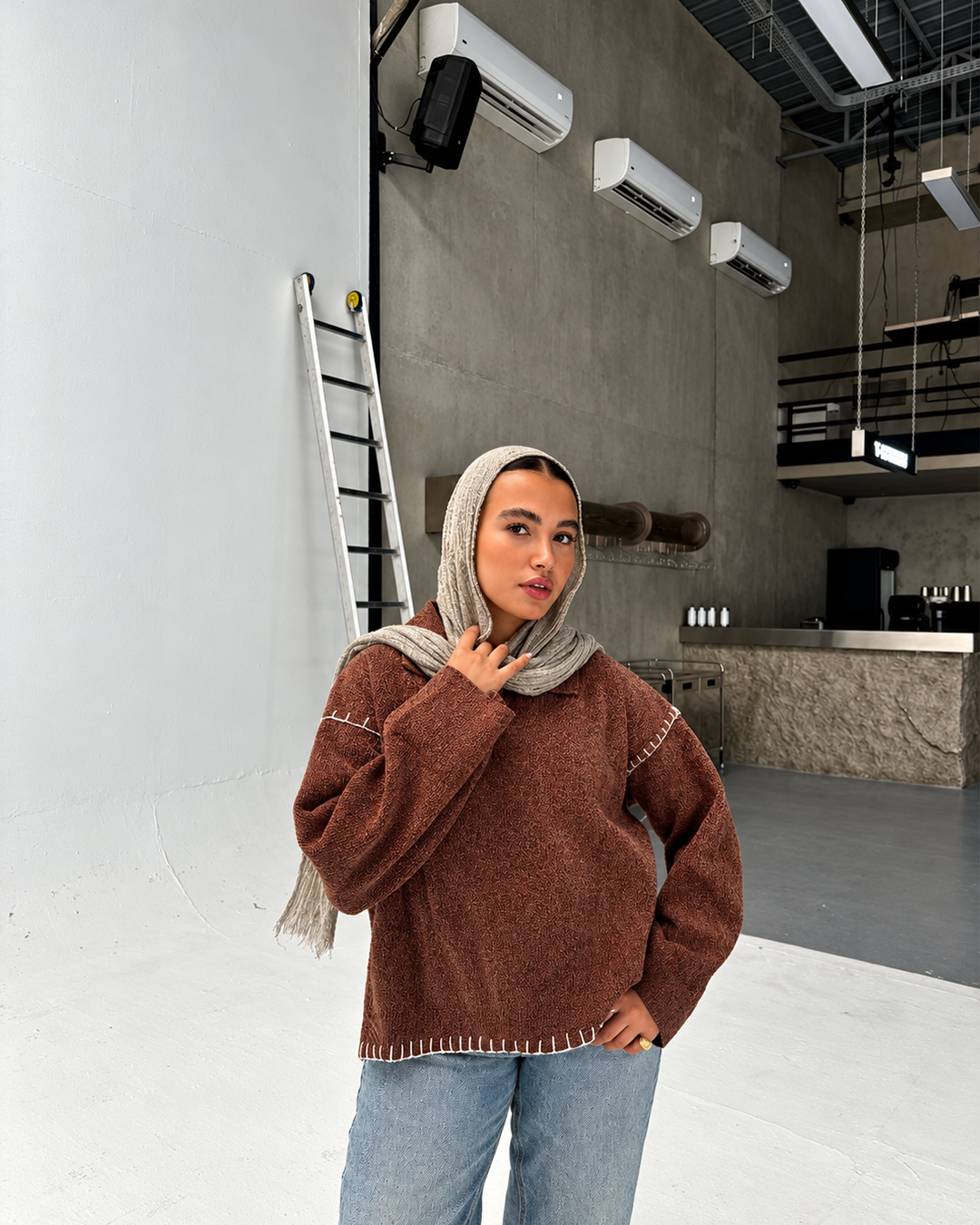 Contrast Stitch Polo Knit Sweater